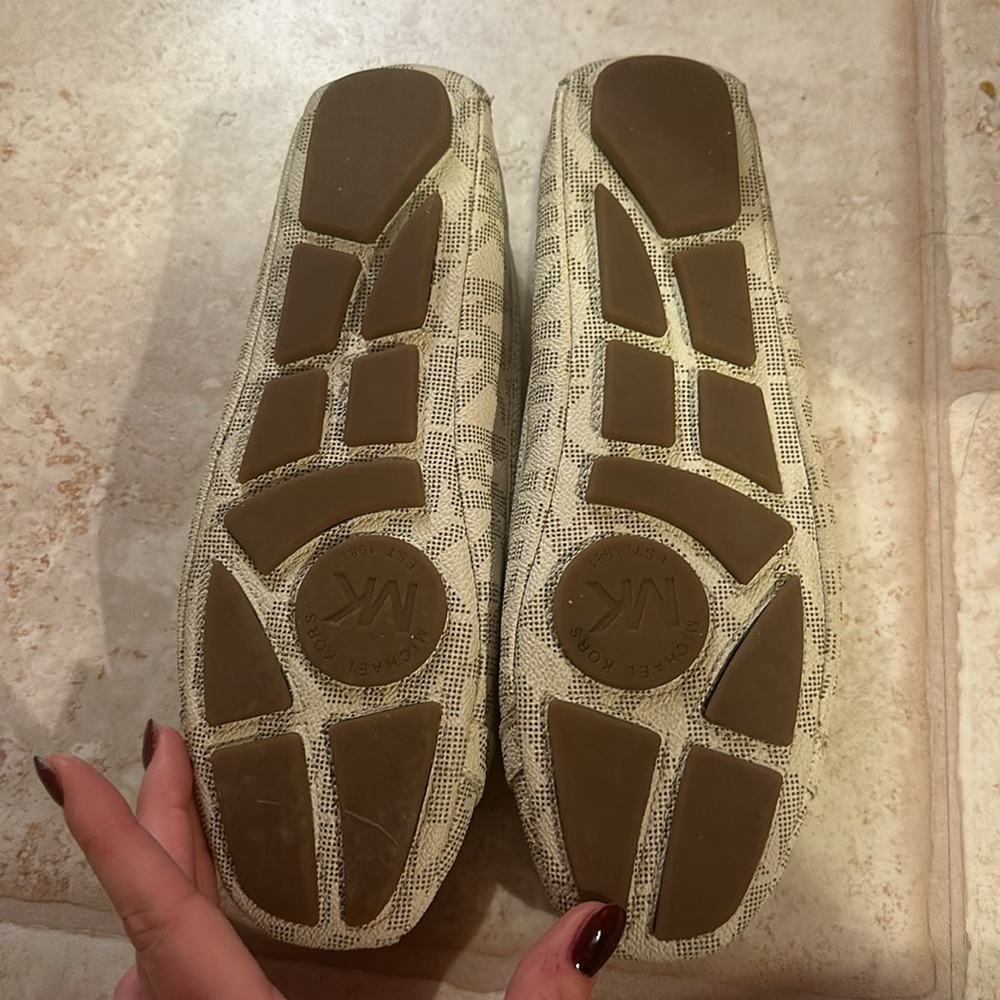 Michael Kors ballet flats - Picture 2 of 3